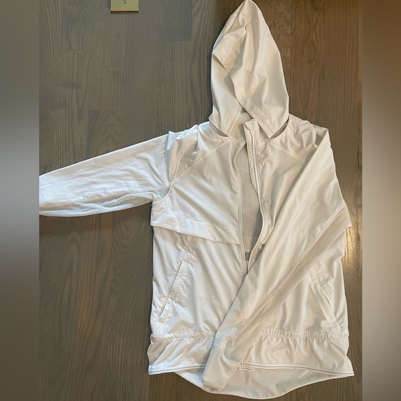 Lululemon | White Hooded Zip Up (6) - Picture 1 of 3